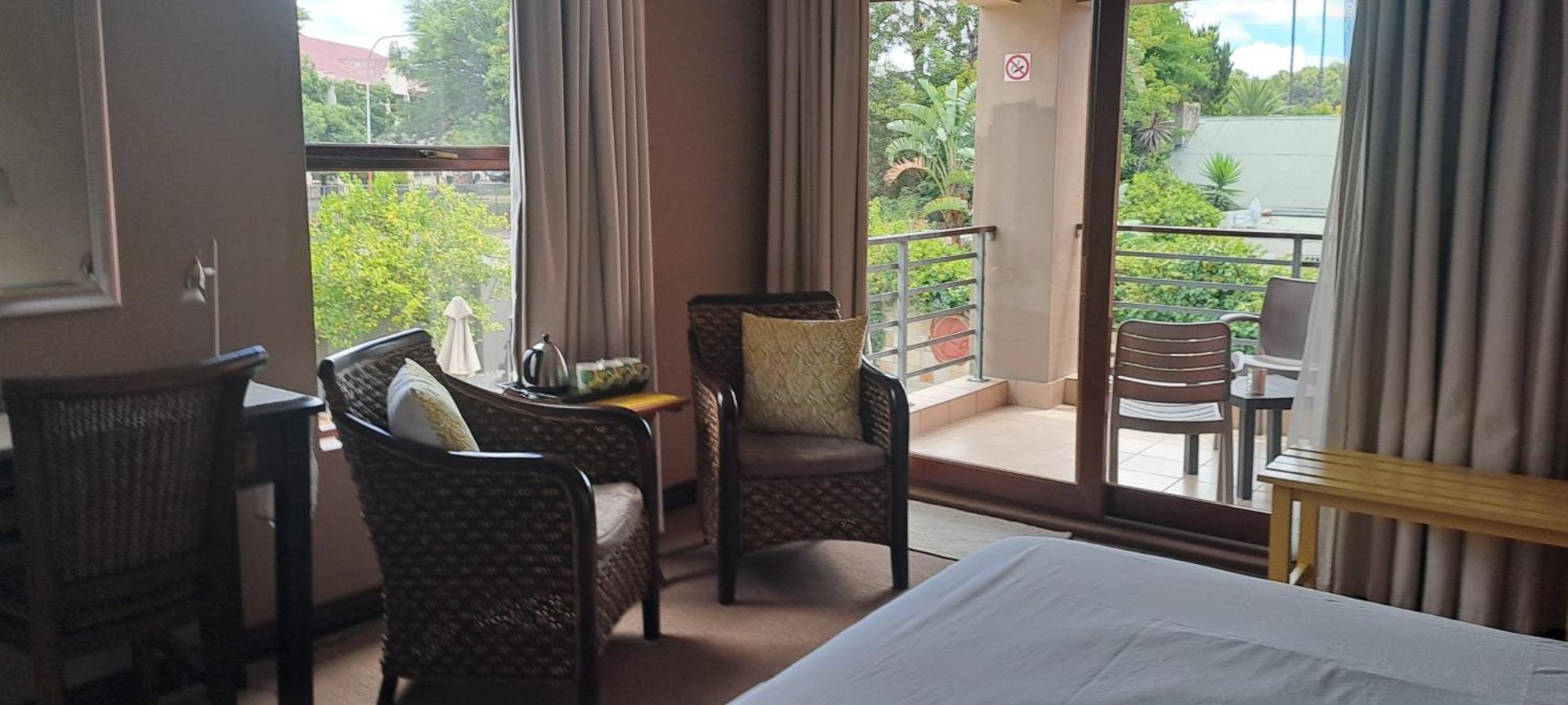 Karoo Sun Boutique Guest House Oudtshoorn Esterno foto